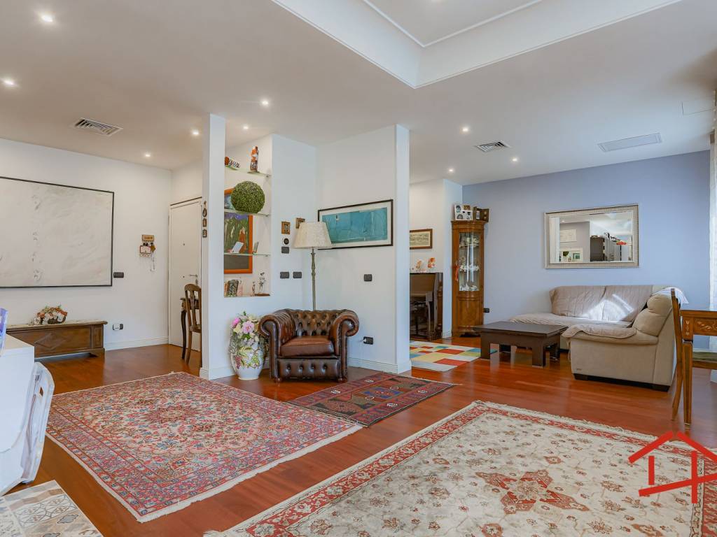 appartamento in vendita a Roma in zona Mezzocammino