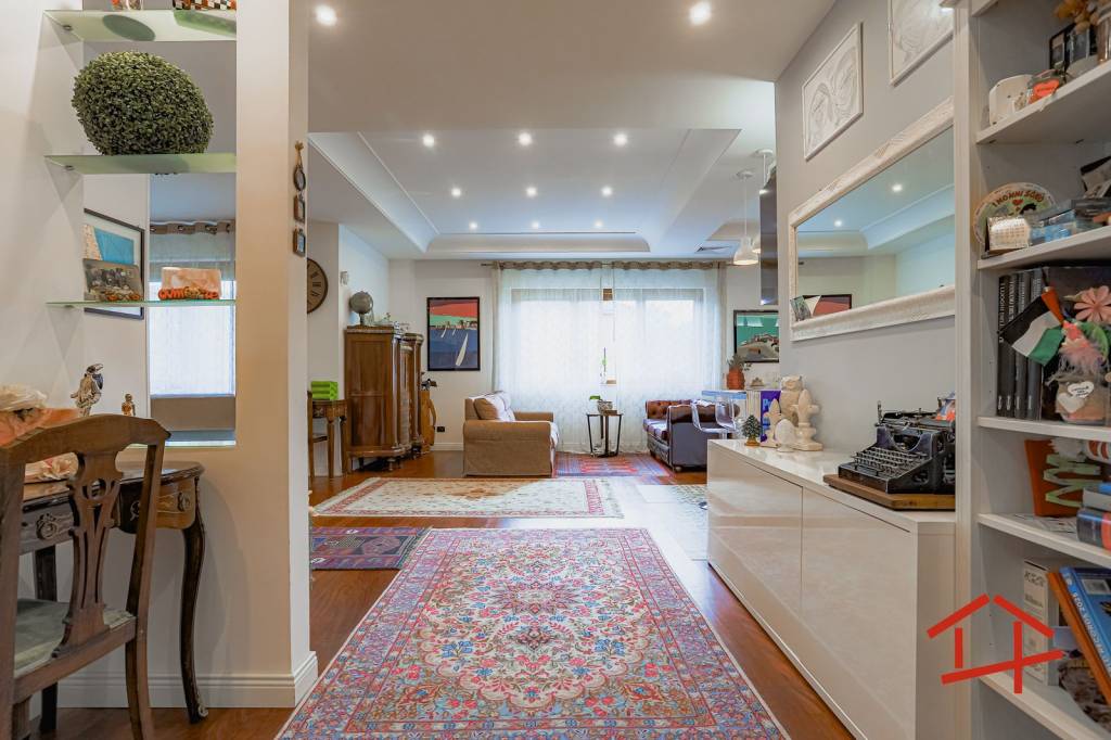 appartamento in vendita a Roma in zona Mezzocammino