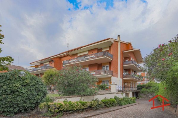 appartamento in vendita a Roma in zona Mezzocammino