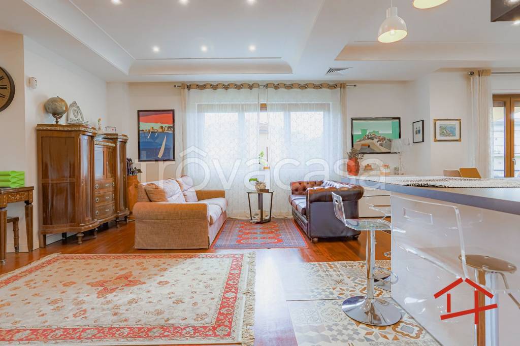 appartamento in vendita a Roma in zona Mezzocammino