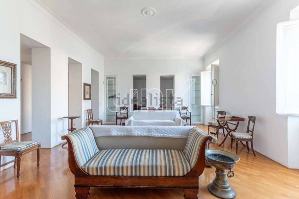 appartamento in vendita a Roma in zona Nomentano