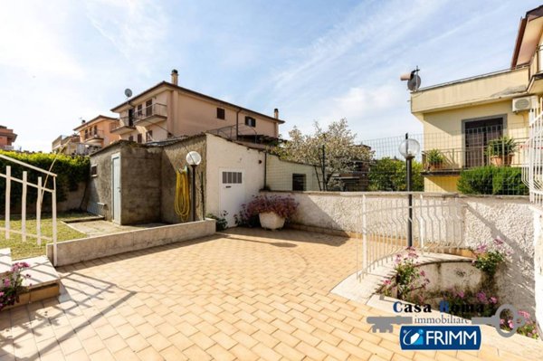 casa indipendente in vendita a Roma in zona Ottavia