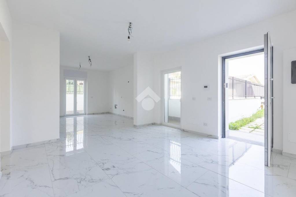 appartamento in vendita a Roma in zona Casal Morena