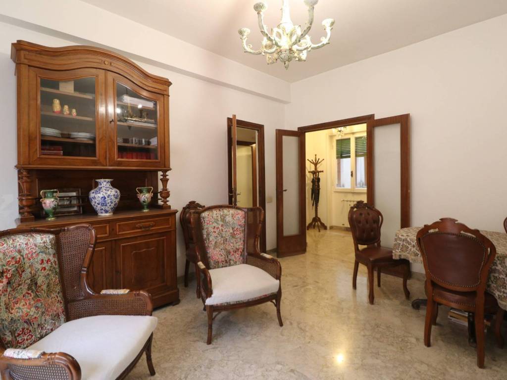 appartamento in vendita a Roma in zona Appio Latino