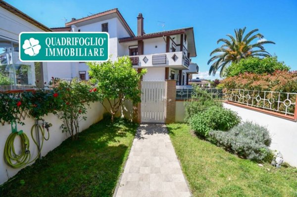 casa indipendente in vendita a Roma in zona Casal Morena