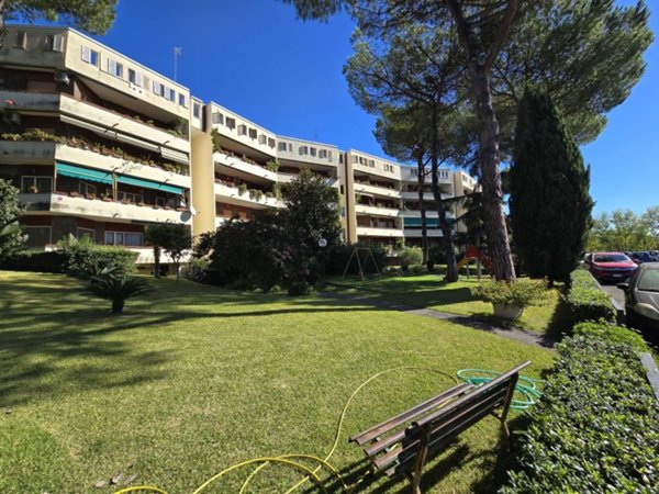 appartamento in vendita a Roma in zona Portuense