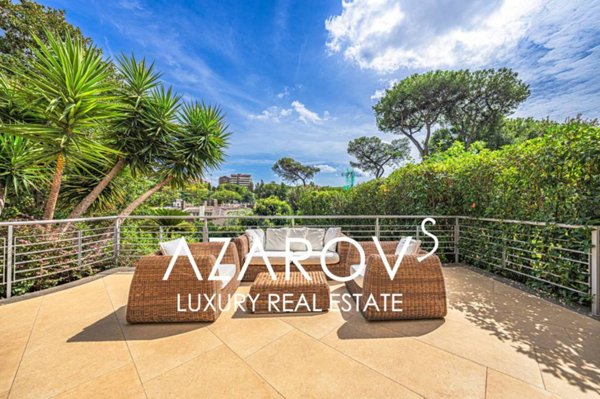 casa indipendente in vendita a Roma in zona EUR