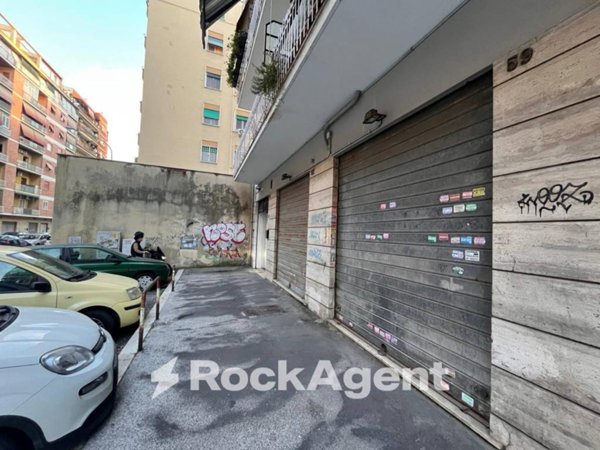 negozio in vendita a Roma in zona Prenestino-Labicano