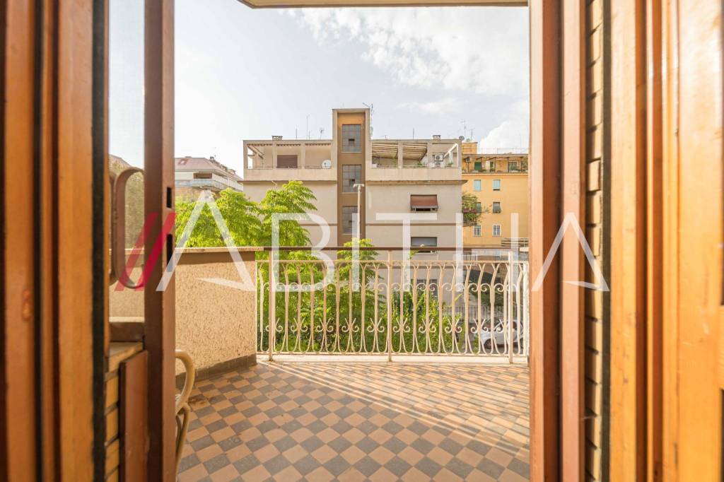 appartamento in vendita a Roma in zona Monte Sacro/Talenti