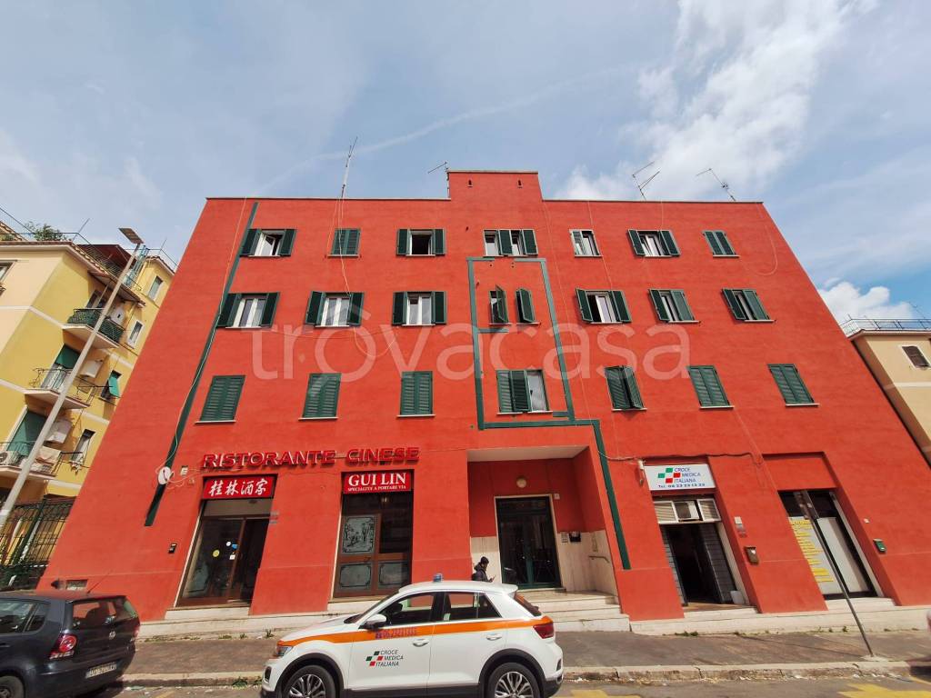 appartamento in vendita a Roma in zona Prenestino-Centocelle