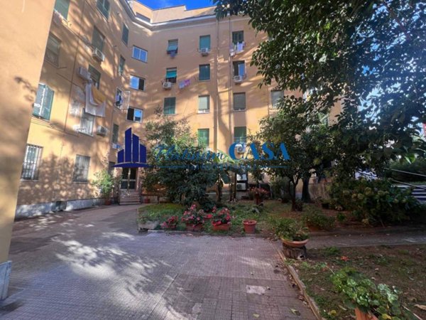 appartamento in vendita a Roma in zona Ostiense