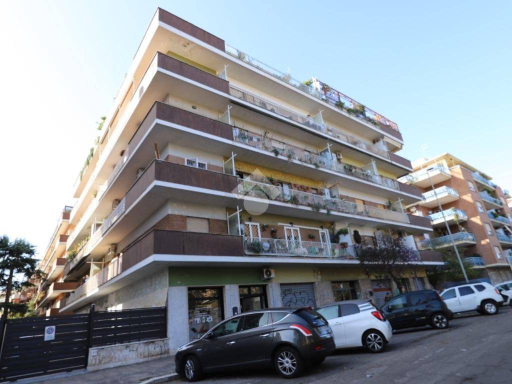 appartamento in vendita a Roma in zona Ostia