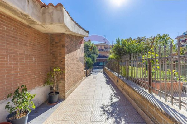 appartamento in vendita a Roma in zona Massimina/Casal Lumbroso