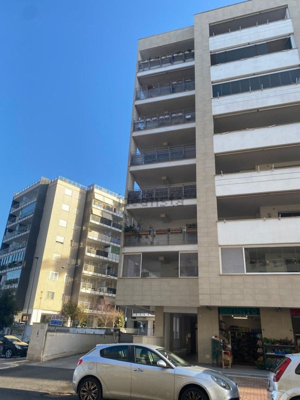 appartamento in vendita a Roma in zona Castel di Leva