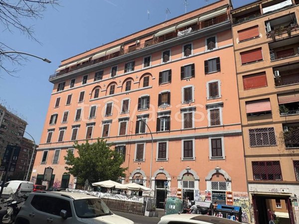 appartamento in vendita a Roma in zona Tuscolano