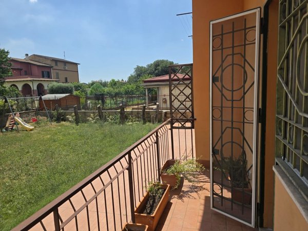 appartamento in vendita a Roma in zona Settecamini