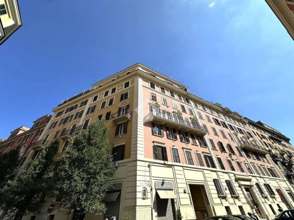 appartamento in vendita a Roma in zona Della Vittoria
