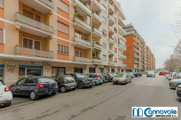 negozio in vendita a Roma in zona Prenestino-Labicano