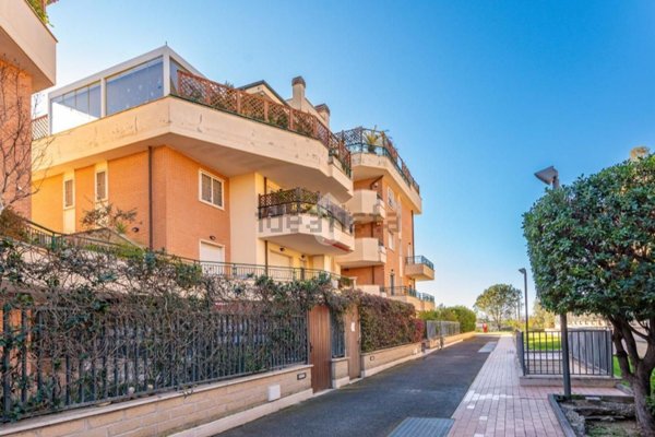 appartamento in vendita a Roma in zona Mezzocammino