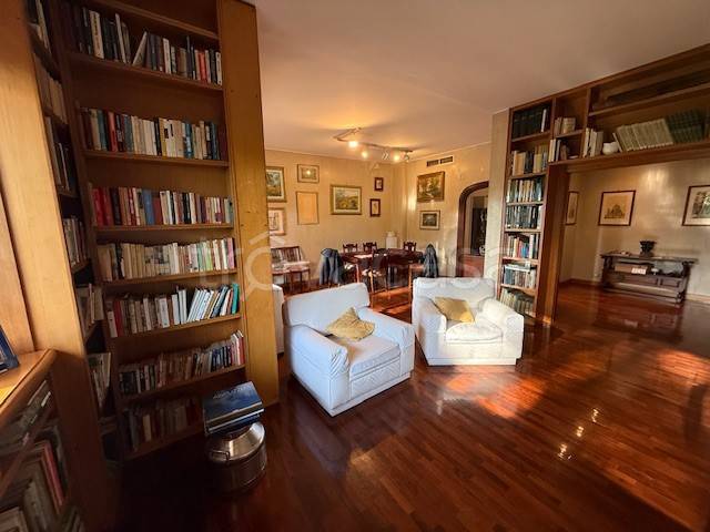 appartamento in vendita a Roma in zona Tor di Quinto