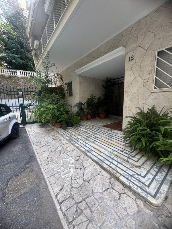 appartamento in vendita a Roma in zona Parioli