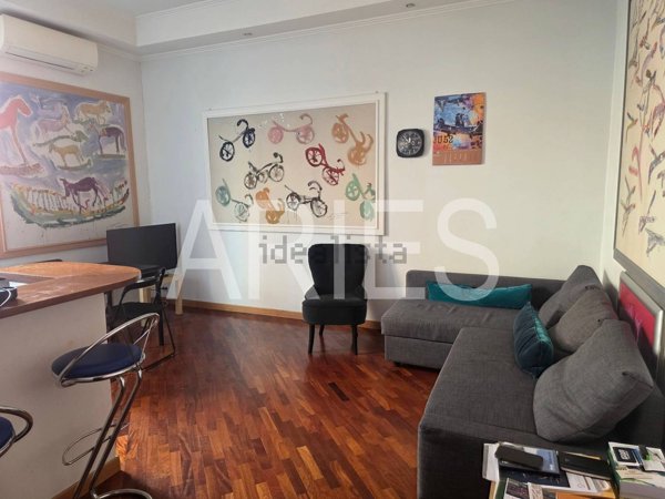 appartamento in vendita a Roma in zona Ostiense
