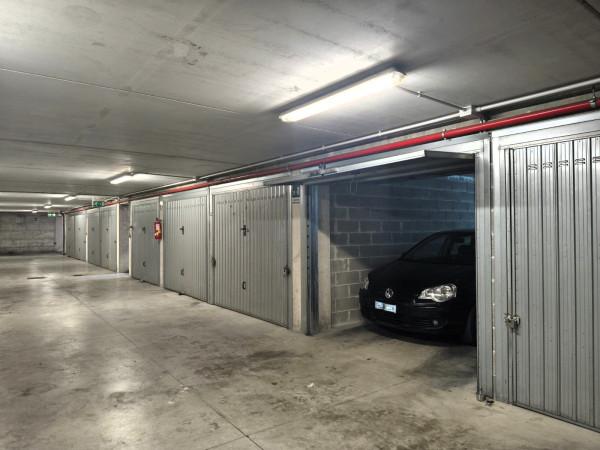 negozio in vendita a Roma in zona Torre Maura