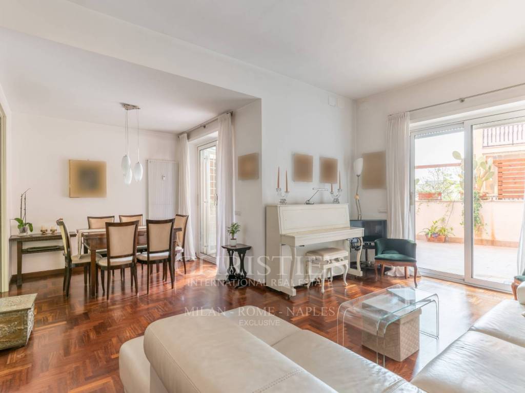 appartamento in vendita a Roma in zona Tor di Quinto