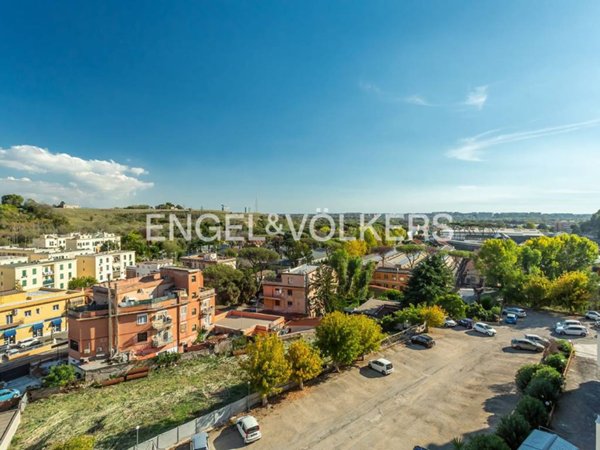 appartamento in vendita a Roma in zona EUR