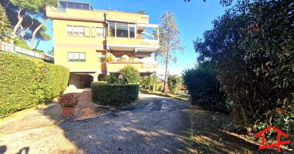appartamento in vendita a Roma in zona Tor di Quinto