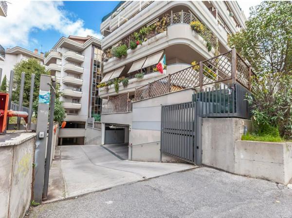 negozio in vendita a Roma in zona Trionfale