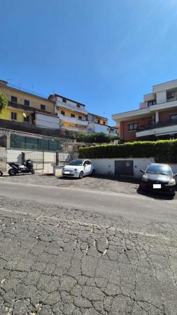 negozio in vendita a Roma in zona Finocchio