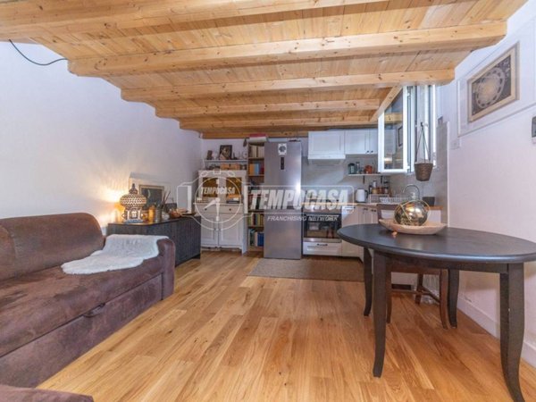 appartamento in vendita a Roma in zona Tuscolano