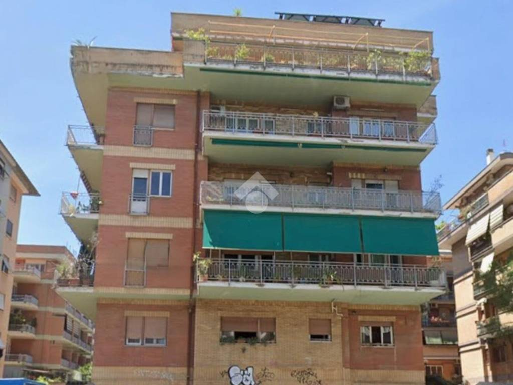 appartamento in vendita a Roma in zona Portuense
