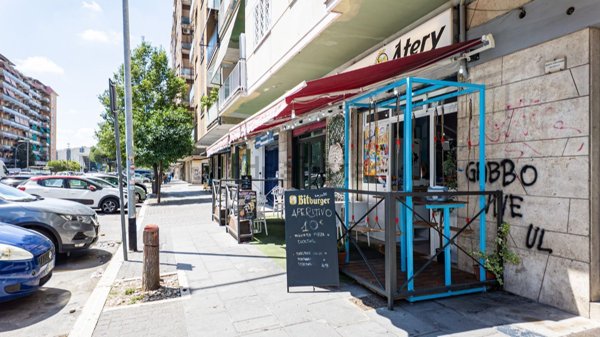 negozio in vendita a Roma in zona Prenestino-Labicano