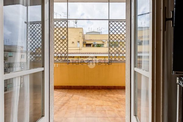 appartamento in vendita a Roma in zona Appio Latino