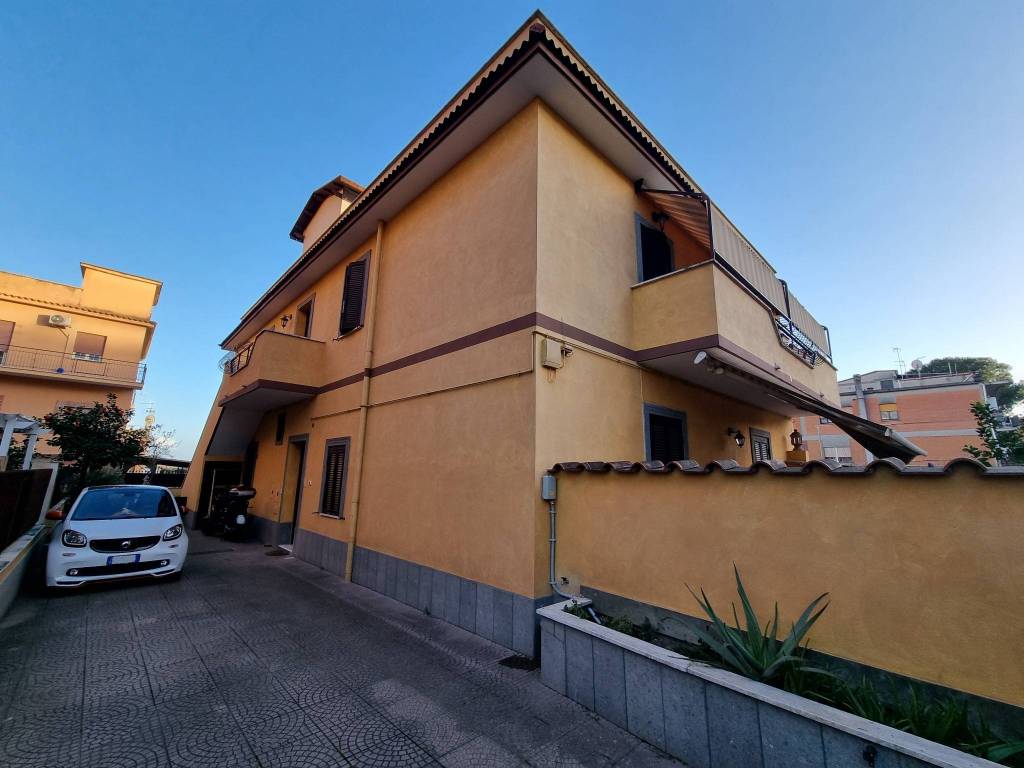 appartamento in vendita a Roma in zona Aurelio