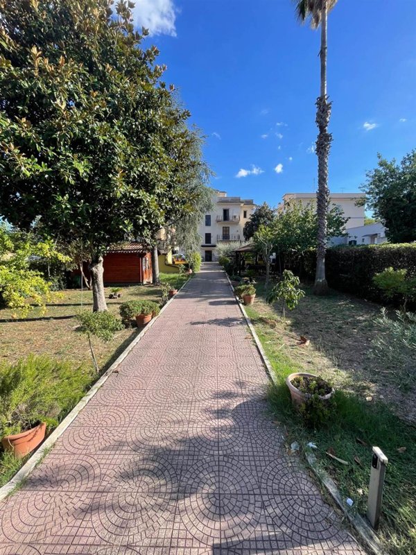 appartamento in vendita a Roma in zona Romanina