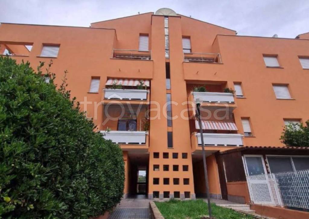 appartamento in vendita a Roma in zona Dragoncello