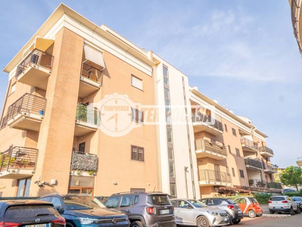 appartamento in vendita a Roma in zona Borghesiana