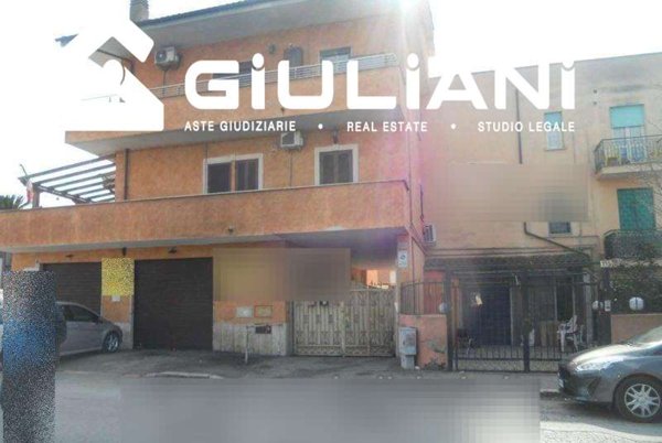 appartamento in vendita a Roma in zona Tor Vergata/Torrenova