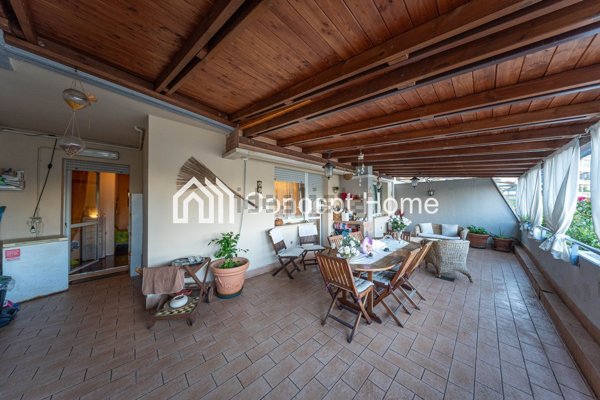 appartamento in vendita a Roma in zona Ardeatino