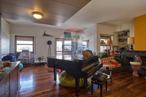 appartamento in vendita a Roma in zona Prenestino-Centocelle