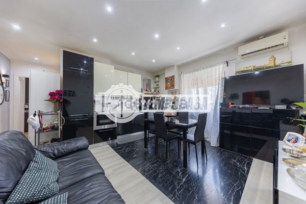 appartamento in vendita a Roma in zona Don Bosco