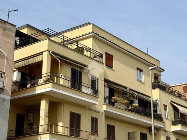 appartamento in vendita a Roma in zona Ponte Mammolo