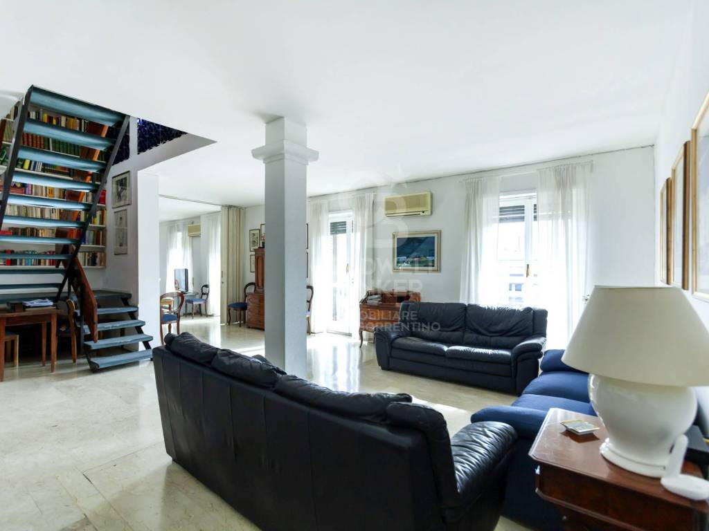 appartamento in vendita a Roma in zona Gianicolense