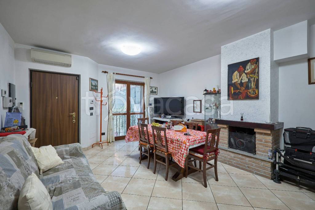 casa indipendente in vendita a Roma in zona Casalotti