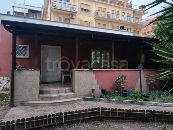 appartamento in vendita a Roma in zona Prenestino-Centocelle