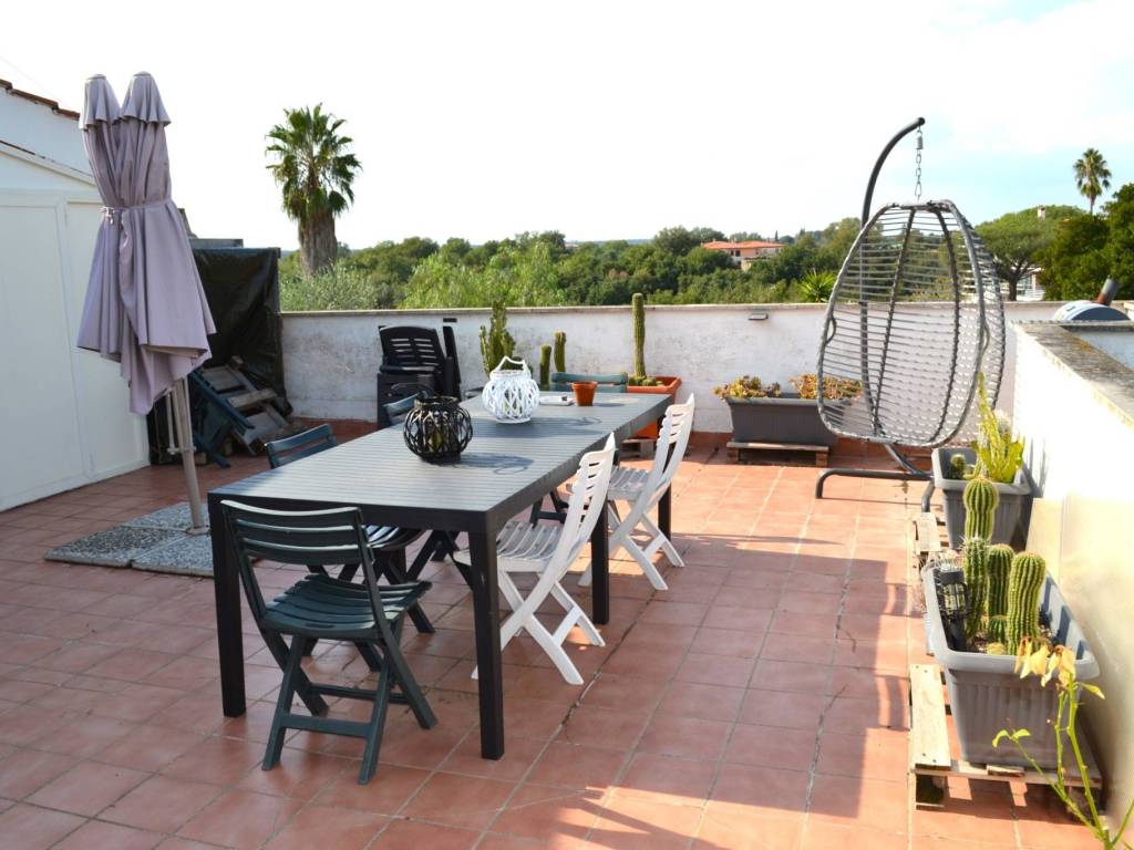 appartamento in vendita a Roma in zona Trigoria