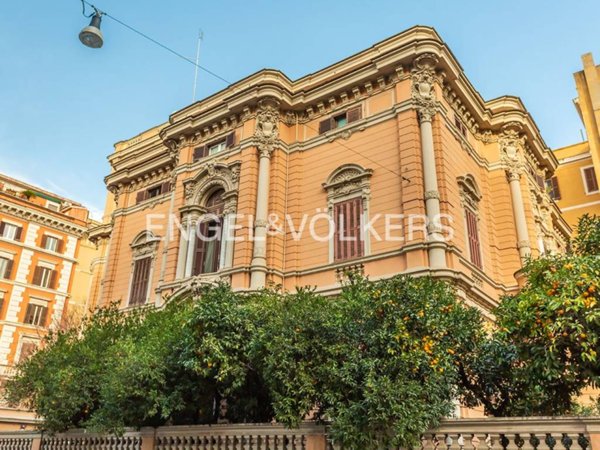 appartamento in vendita a Roma in zona Ludovisi/Sallustiano